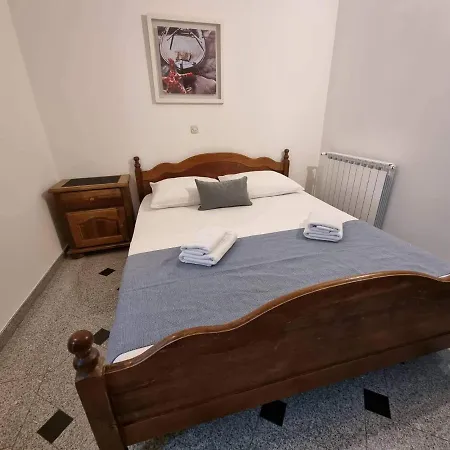 Tomic * Makarska