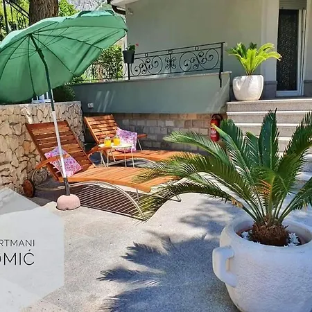 Tomic Apartment *