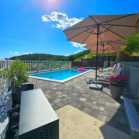 Tomic Appartement Makarska