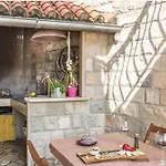 Tomic Apartamento